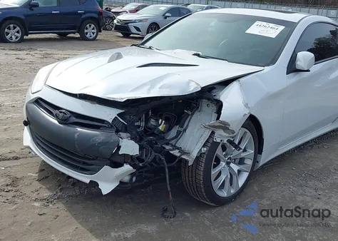 2013 Hyundai Genesis 2.0T Premium z USA, uszkodzony, nr VIN KMHHT6KD3DU104697